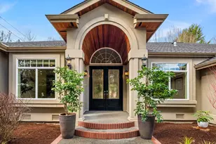 2411 98th Ave NE, Clyde Hill, WA 98004 - Photo 5