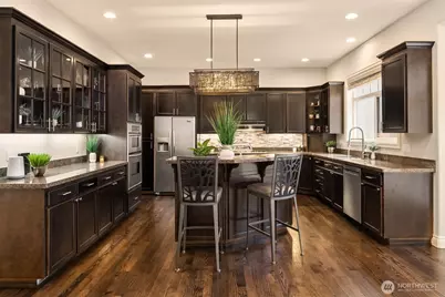 2411 98th Avenue NE, Clyde Hill, WA 98004 - Photo 11