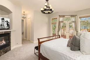 2411 98th Ave NE, Clyde Hill, WA 98004 - Photo 27