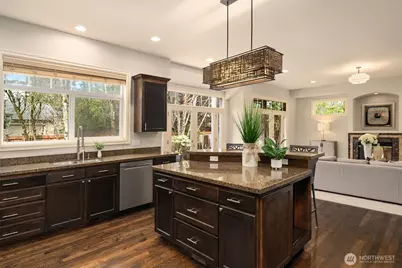 2411 98th Avenue NE, Clyde Hill, WA 98004 - Photo 13