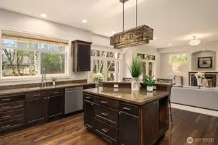 2411 98th Ave NE, Clyde Hill, WA 98004 - Photo 13