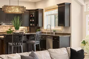 2411 98th Ave NE, Clyde Hill, WA 98004 - Photo 19