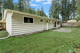 815 NE 200th St, Shoreline, WA 98155 - Photo 23