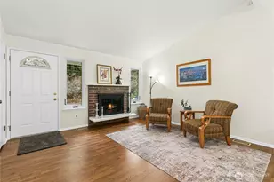 815 NE 200th St, Shoreline, WA 98155 - Photo 7