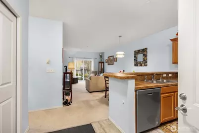 1736 10th Avenue NE #C110, Issaquah, WA 98029 - Photo 3