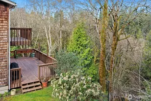 951 Higher Ground Ln, Port Orchard, WA 98366 - Photo 35