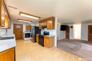 14239 8th Ave S, Burien, WA 98168 - Photo 5