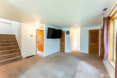 14239 8th Avenue S, Burien, WA 98168 - Photo 3