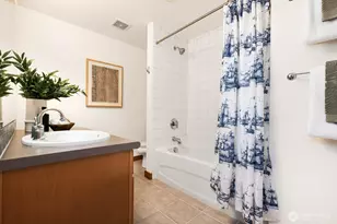 1730 Taylor Ave N, Seattle, WA 98109 - Photo 11