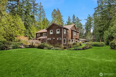 12615 Kallgren Road NE, Bainbridge Island, WA 98110 - Photo 37