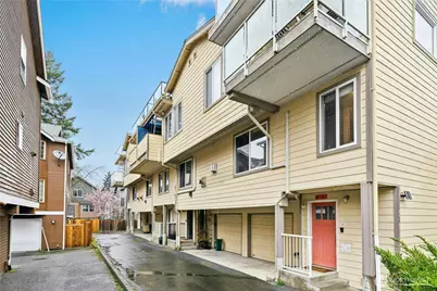 726 N 94th Street #B, Seattle, WA 98103 - Photo 19