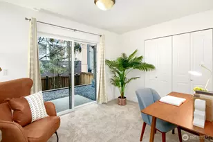 921 N 35th St, Seattle, WA 98103 - Photo 19