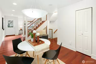 921 N 35th St, Seattle, WA 98103 - Photo 7