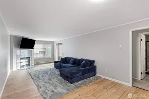 3256 SW Avalon Way, Seattle, WA 98126 - Photo 3