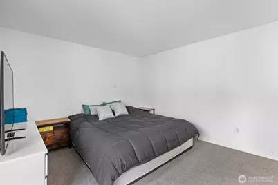 303 13th Avenue E #301, Seattle, WA 98102 - Photo 13