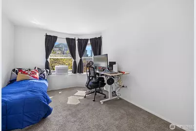 303 13th Avenue E #301, Seattle, WA 98102 - Photo 17