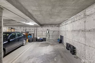 303 13th Avenue E #301, Seattle, WA 98102 - Photo 23