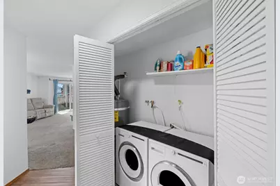 303 13th Avenue E #301, Seattle, WA 98102 - Photo 19