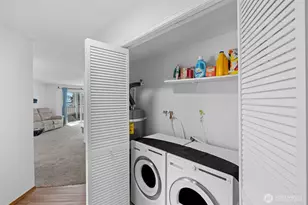 303 13th Ave E, Seattle, WA 98102 - Photo 19