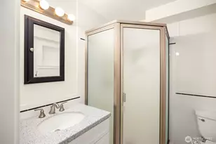 672 Madison Ave N, Bainbridge Island, WA 98110 - Photo 29