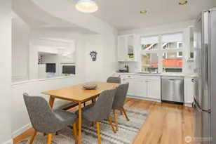 672 Madison Ave N, Bainbridge Island, WA 98110 - Photo 13