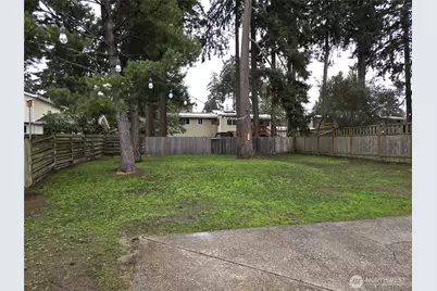 16850 Palatine Avenue N, Shoreline, WA 98133 - Photo 25