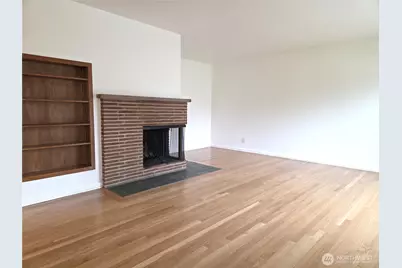 16850 Palatine Avenue N, Shoreline, WA 98133 - Photo 5