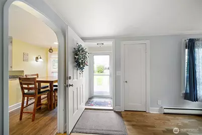 3704 W Arsenal Way, Bremerton, WA 98312 - Photo 3