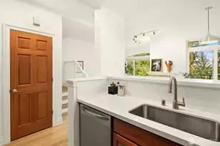 5000 NW Village Park Dr, Issaquah, WA 98027 - Photo 9