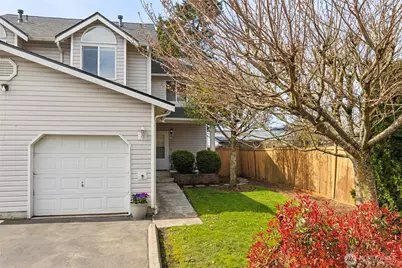 117 21st Street SE #D, Auburn, WA 98002 - Photo 1