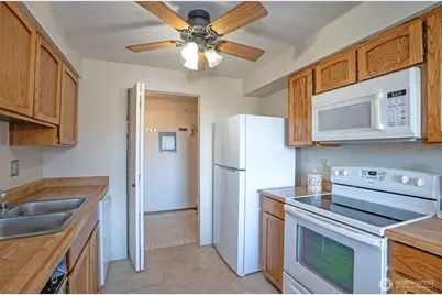 7317 N Skyview #L203, Tacoma, WA 98406 - Photo 11