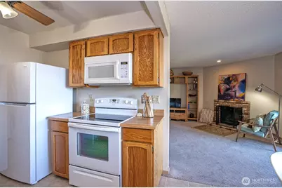 7317 N Skyview #L203, Tacoma, WA 98406 - Photo 9