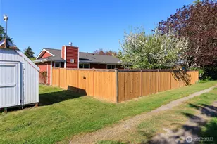 2319 32nd St, Anacortes, WA 98221 - Photo 27
