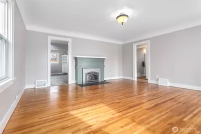 605 Alabama Street, Bellingham, WA 98225 - Photo 3