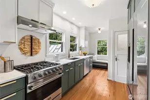 8042 11th Ave NW, Seattle, WA 98117 - Photo 13