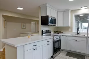 2007 168th Ave NE, Bellevue, WA 98008 - Photo 7