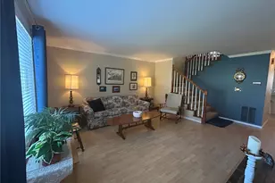303 S 325th Ln, Federal Way, WA 98003 - Photo 3