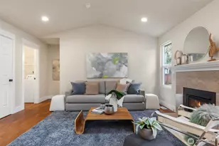 2408 208th Pl SE, Bothell, WA 98021 - Photo 3