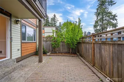 7503 212th Street SW #B102, Edmonds, WA 98026 - Photo 17