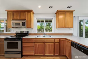 7503 212th St SW, Edmonds, WA 98026 - Photo 9