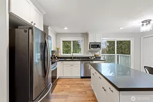 12625 169th Ave SE, Renton, WA 98059 - Photo 13