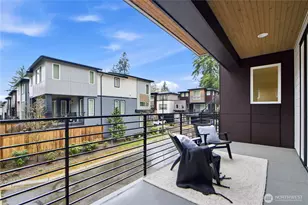 8328 138th Ln SE, Newcastle, WA 98059 - Photo 11