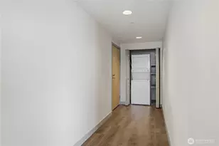 2929 1st Ave, Seattle, WA 98121 - Photo 13