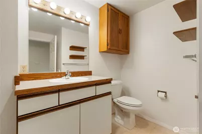 23305 Lakeview Drive #C204, Mountlake Terrace, WA 98043 - Photo 27