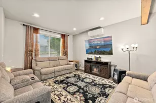 2806 NE Bowen St, Bremerton, WA 98310 - Photo 7