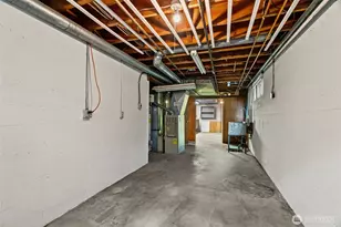 23312 Robin Hood Dr, Edmonds, WA 98020 - Photo 17