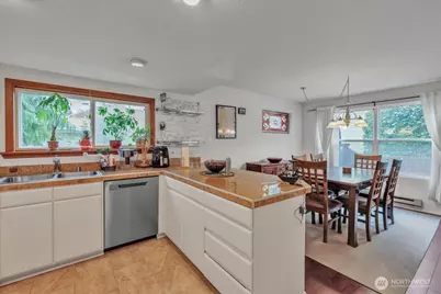 411 N Yakima Avenue, Tacoma, WA 98403 - Photo 11