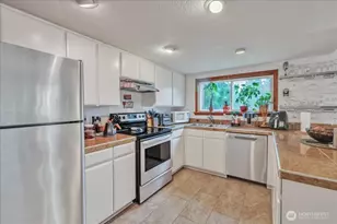 411 N Yakima Ave, Tacoma, WA 98403 - Photo 9