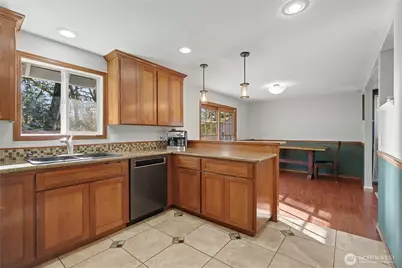 8634 35th Court SE, Lacey, WA 98503 - Photo 5