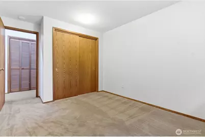 6980 NE Dolphin Drive, Bainbridge Island, WA 98110 - Photo 13